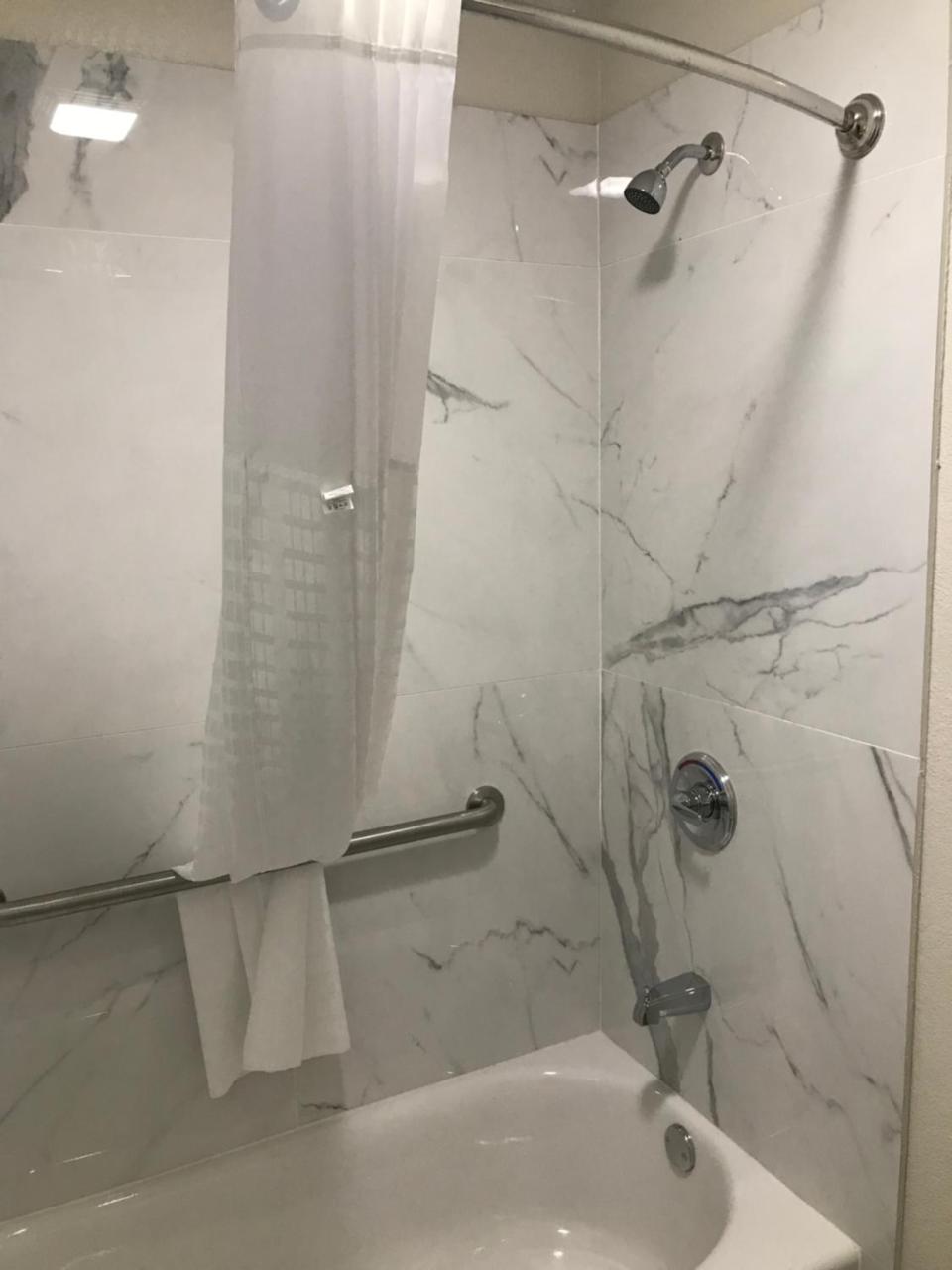 מלון Super 8 By Wyndham Palestine Tx מראה חיצוני תמונה